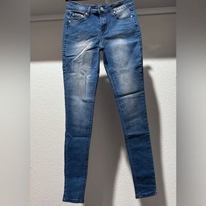 Blue skinny jeans